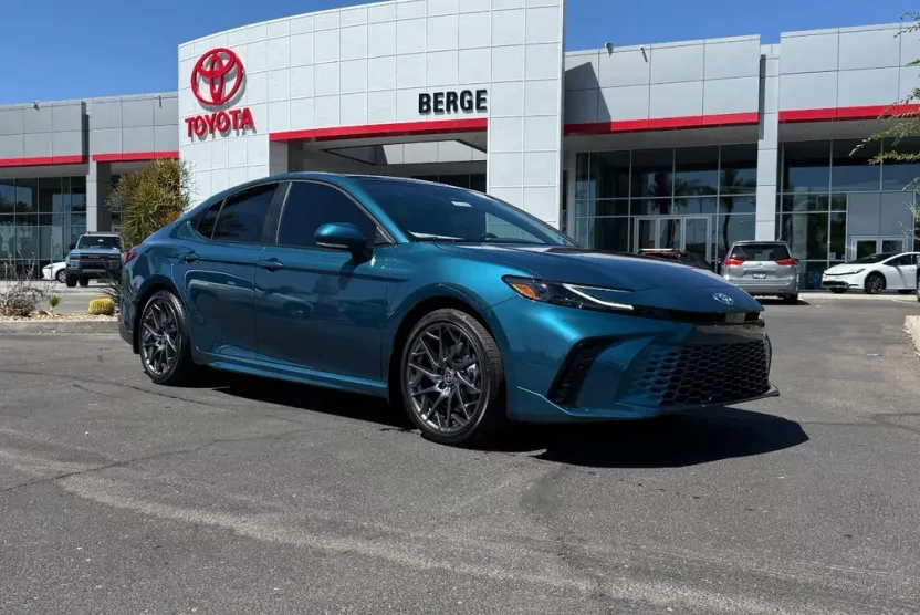 2025 Toyota Camry XSE photo 1