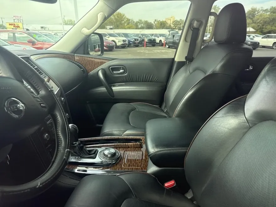 2018 Nissan Armada SL photo 1