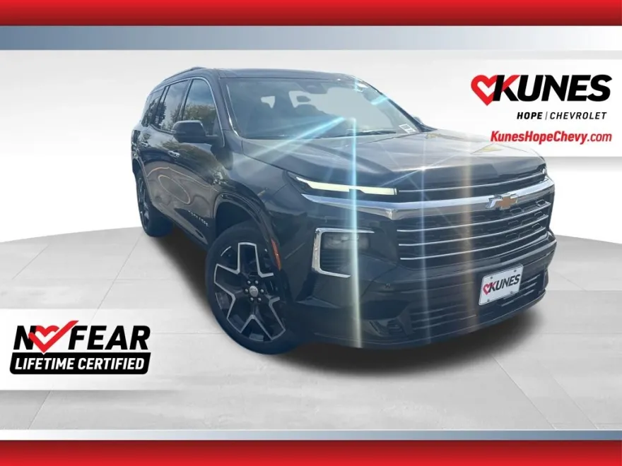 2026 Chevrolet Traverse High Country photo 1