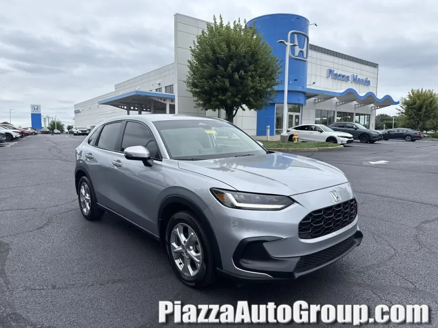 2024 Honda HR-V LX photo 1