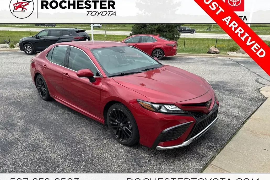 2023 Toyota Camry XSE photo 1