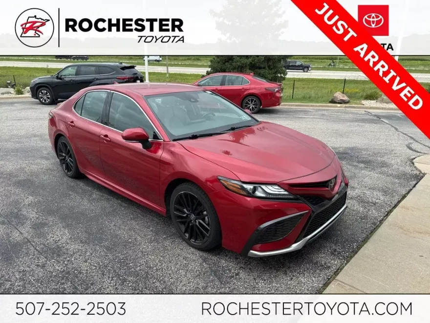 2023 Toyota Camry XSE photo 1