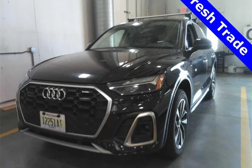 2023 Audi Q5 45 S line Premium photo 1