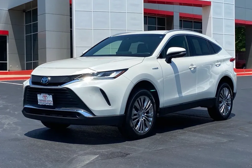 2021 Toyota Venza XLE photo 1