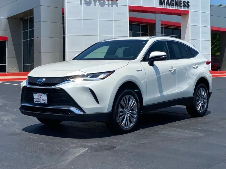 2021 Toyota Venza XLE photo 1