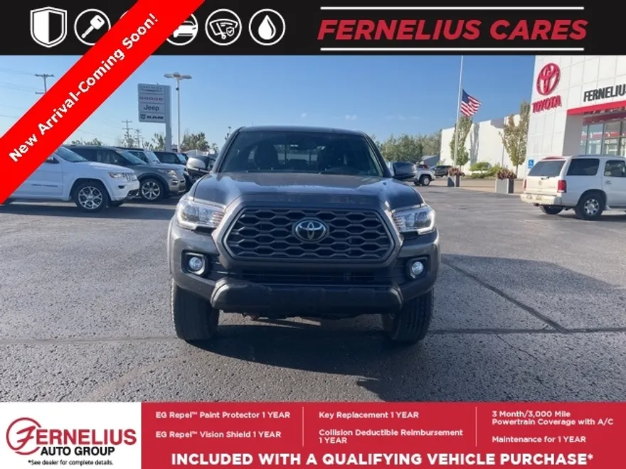 2022 Toyota Tacoma TRD Off-Road photo 1