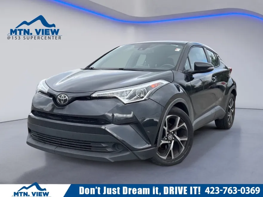 2018 Toyota C-HR XLE Premium photo 1