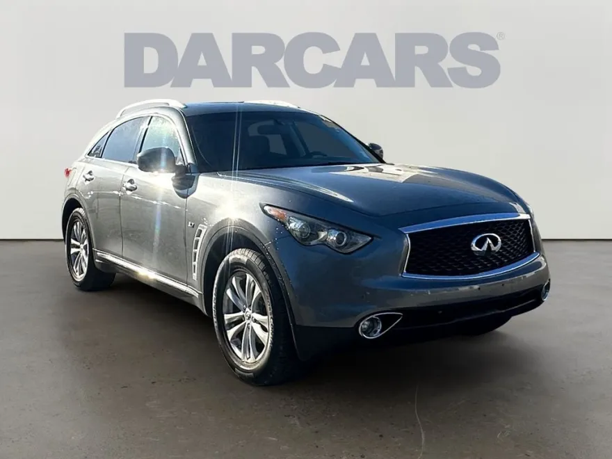 2017 Infiniti QX70 Base photo 1