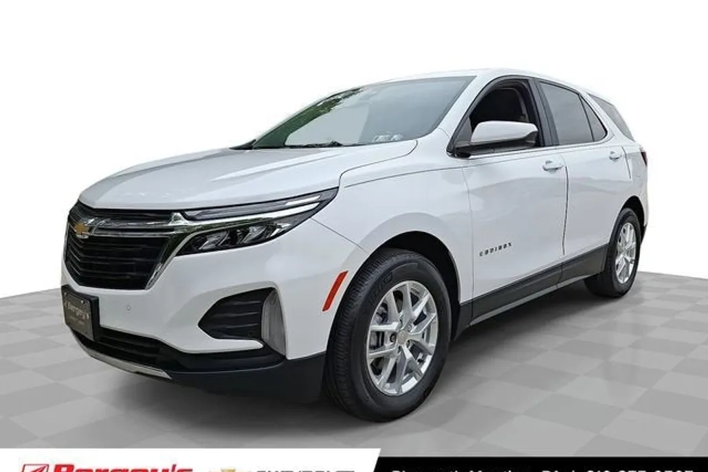 2022 Chevrolet Equinox LT photo 1