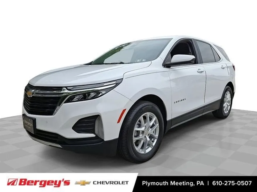 2022 Chevrolet Equinox LT photo 1