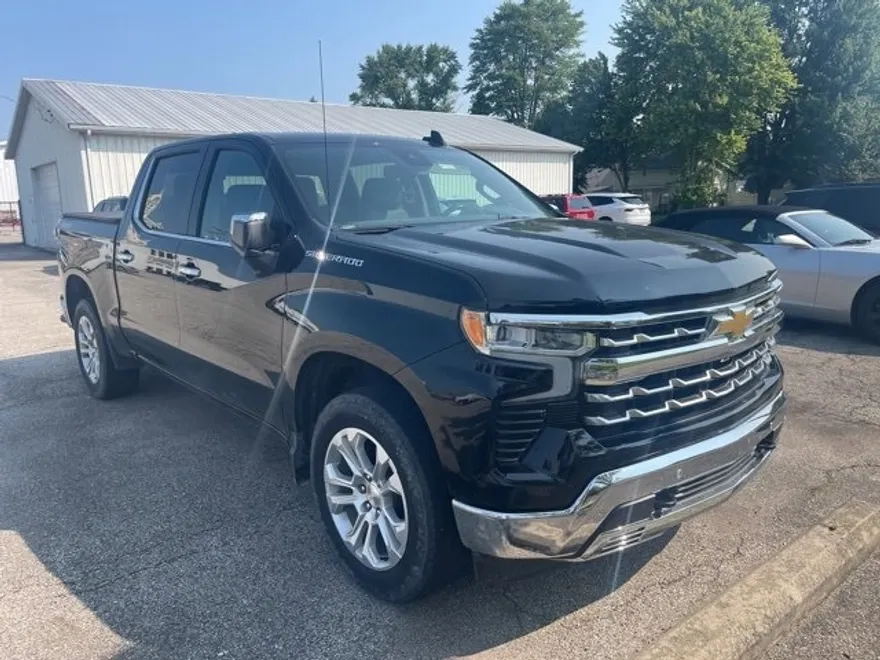 2022 Chevrolet Silverado 1500 LTZ photo 1
