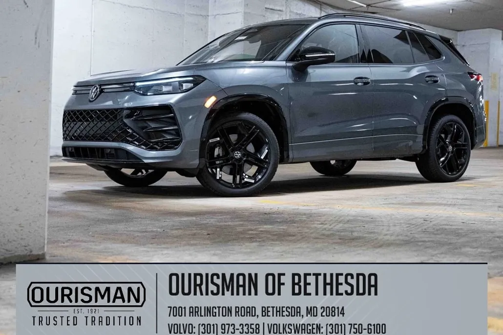 2025 Volkswagen Tiguan SE R-Line Black photo 1