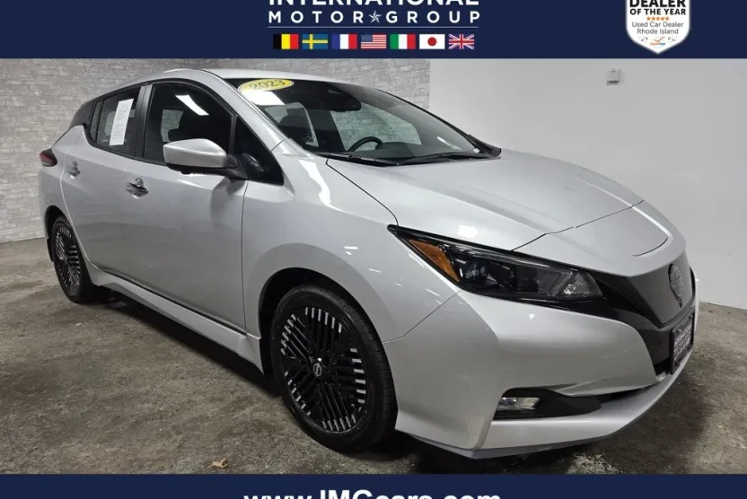 2023 Nissan Leaf SV Plus photo 1