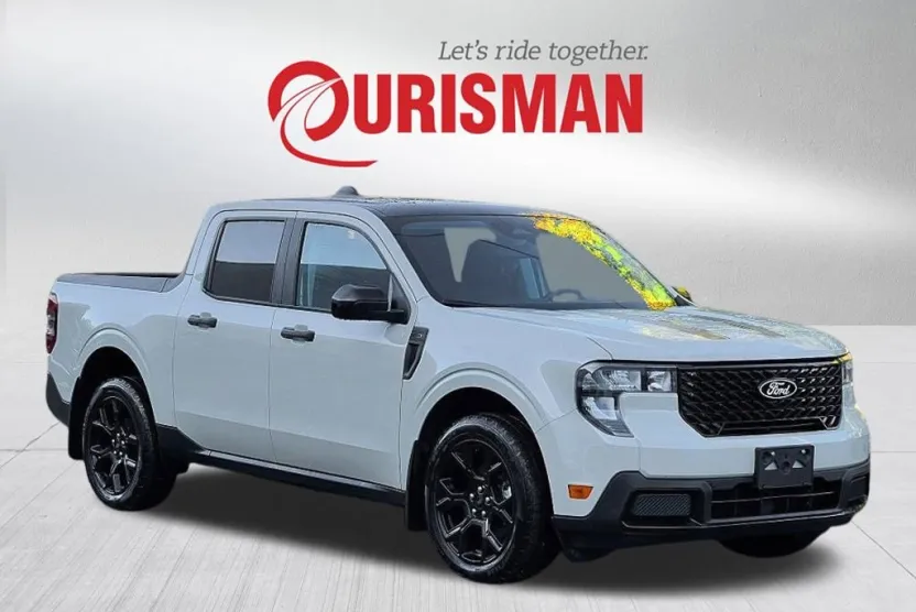 2025 Ford Maverick XLT photo 1