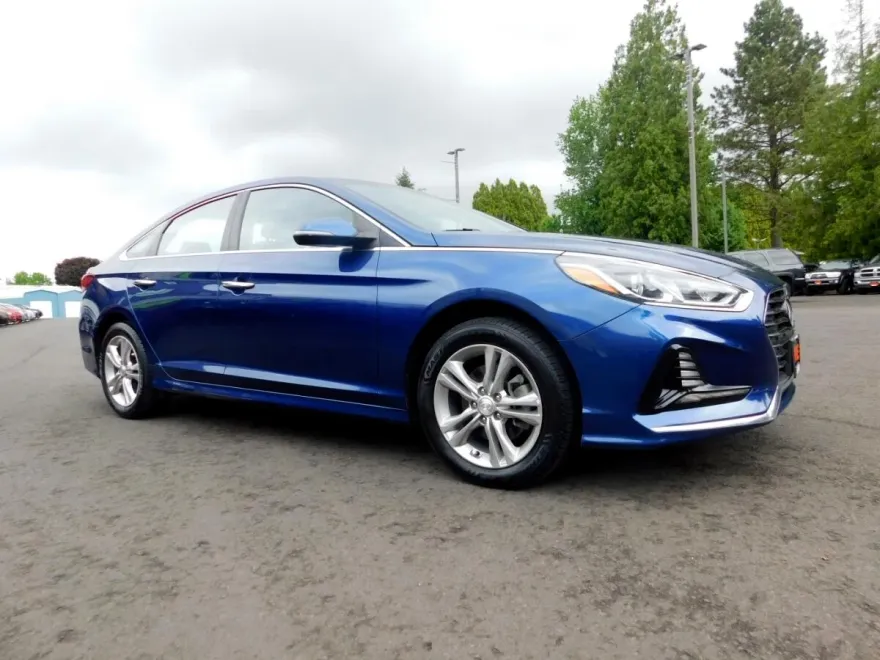 2018 Hyundai Sonata SEL photo 1