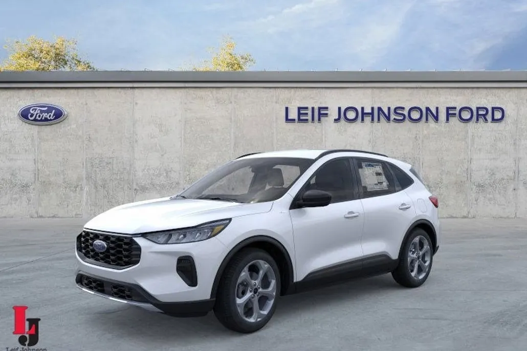 2025 Ford Escape ST-Line photo 1