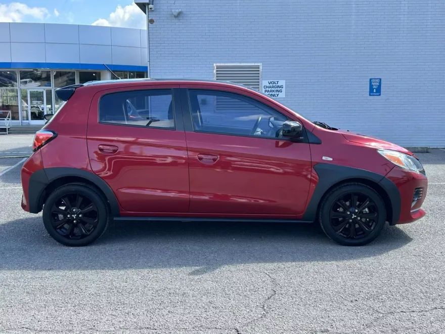 2024 Mitsubishi Mirage Black Edition photo 1