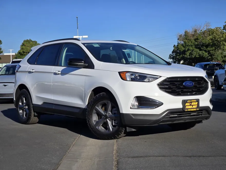 2024 Ford Edge SEL photo 1