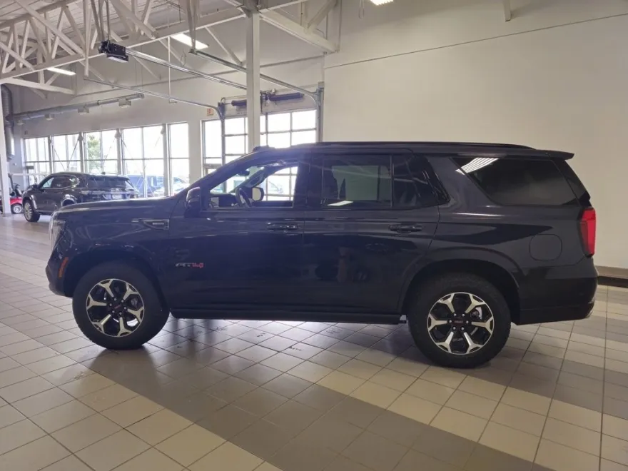 2026 Gmc Yukon AT4 photo 1
