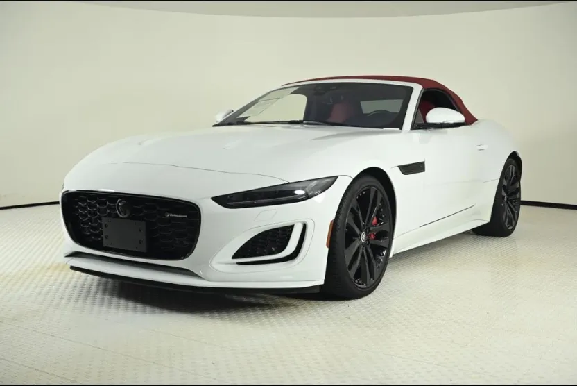 2024 Jaguar F-TYPE P450 R-Dynamic photo 1