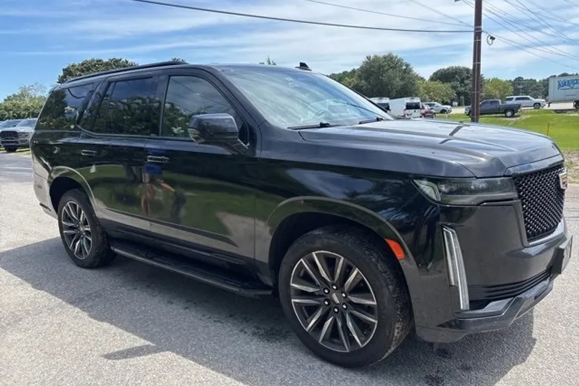 2023 Cadillac Escalade Sport photo 1