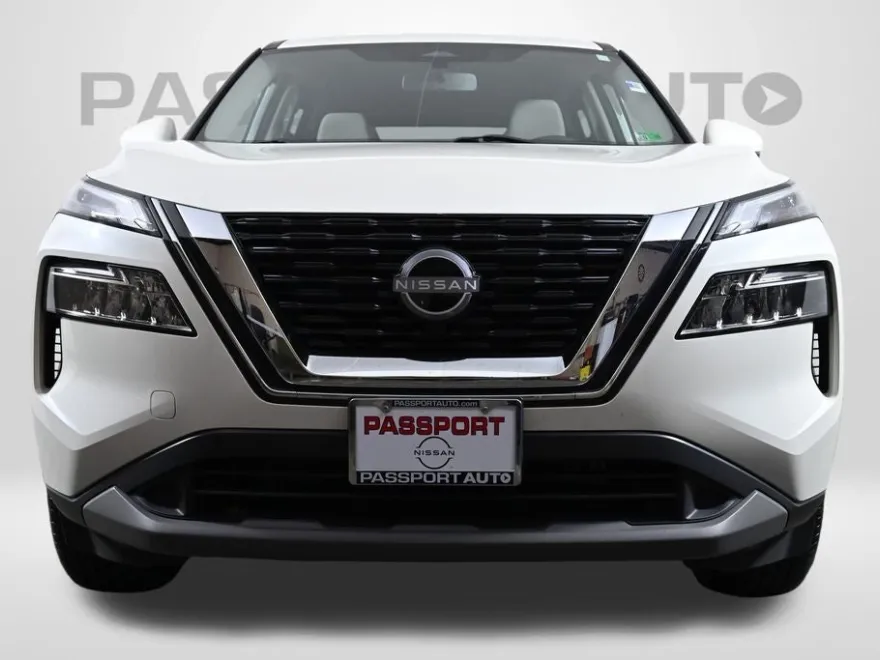 2023 Nissan Rogue SV photo 1
