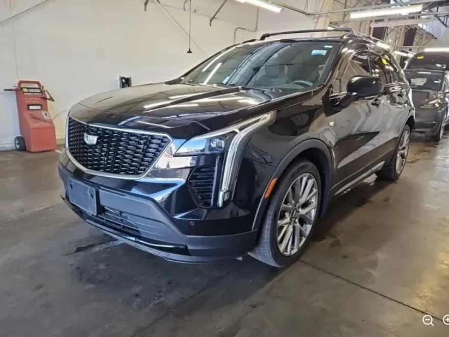 2019 Cadillac XT4 Sport photo 1