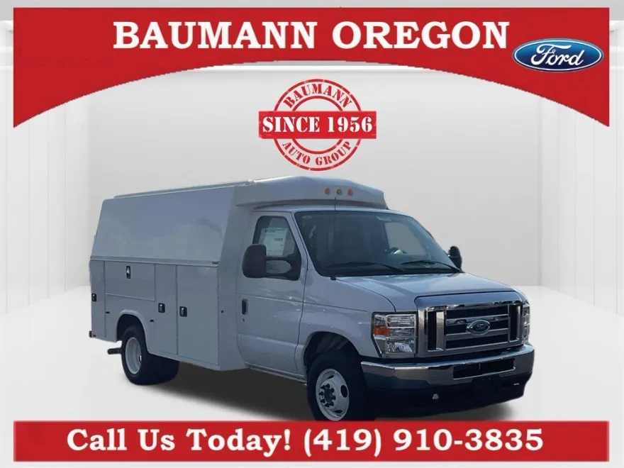 2025 Ford E-350 Base photo 1