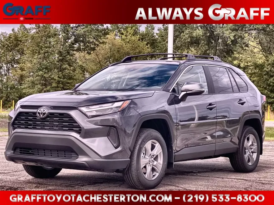 2025 Toyota RAV4 XLE photo 1