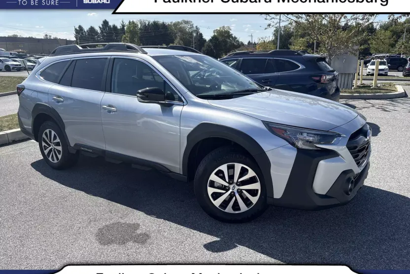 2025 Subaru Outback Premium photo 1