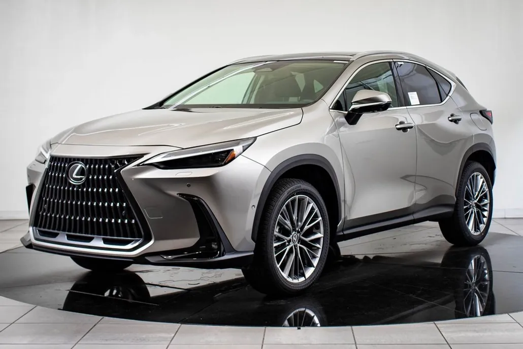 2026 Lexus NX 350 Luxury photo 1
