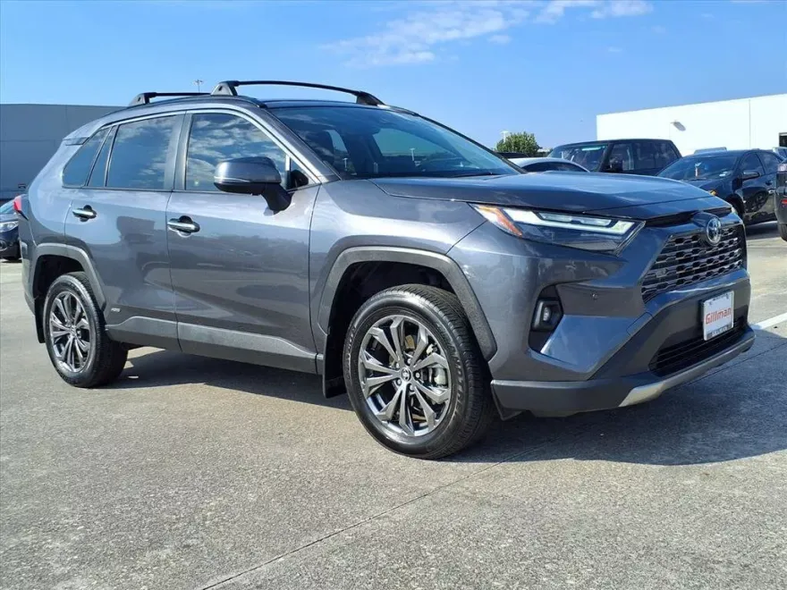2024 Toyota RAV4 Hybrid Limited photo 1