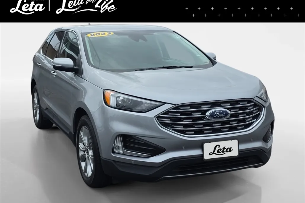 2023 Ford Edge Titanium photo 1
