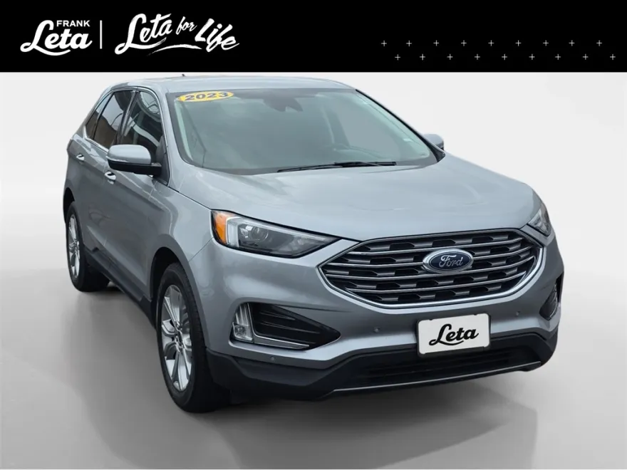 2023 Ford Edge Titanium photo 1