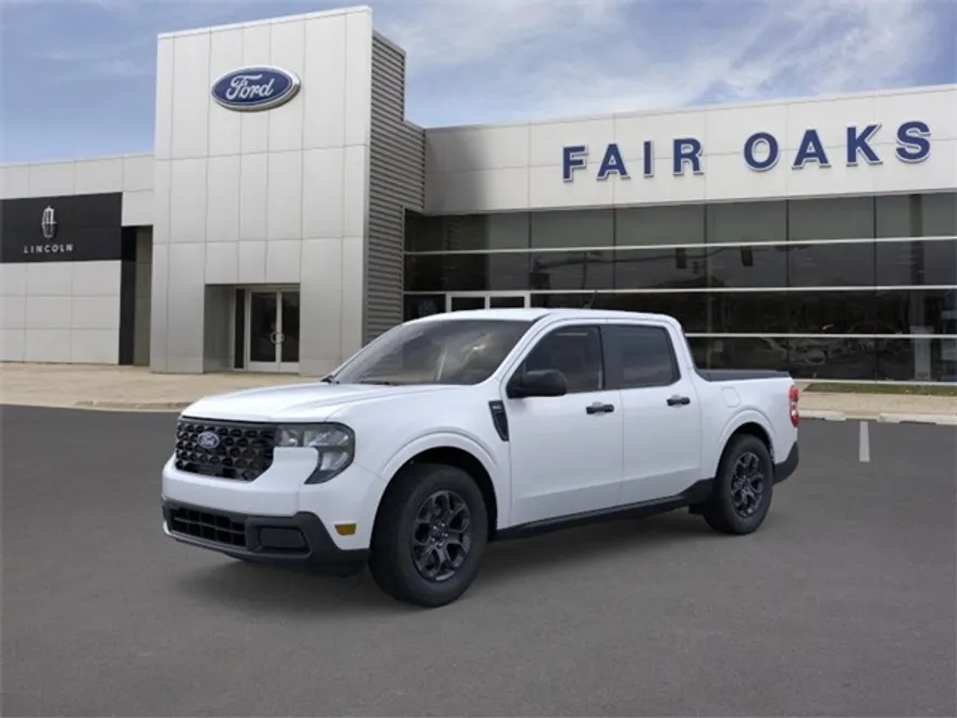 2025 Ford Maverick XLT photo 1