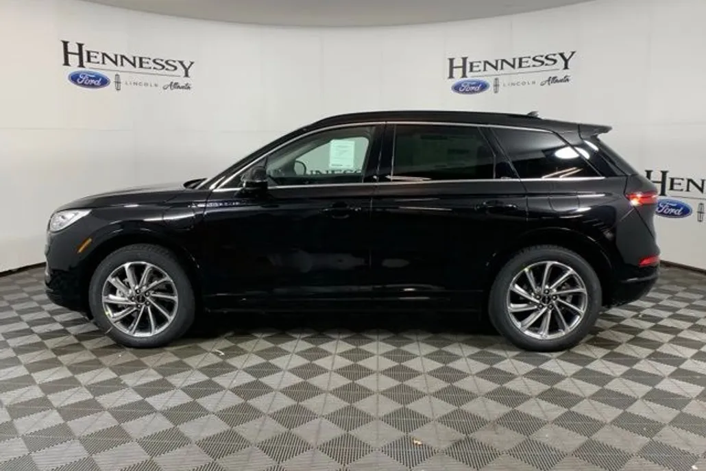 2025 Lincoln Corsair Grand Touring photo 1