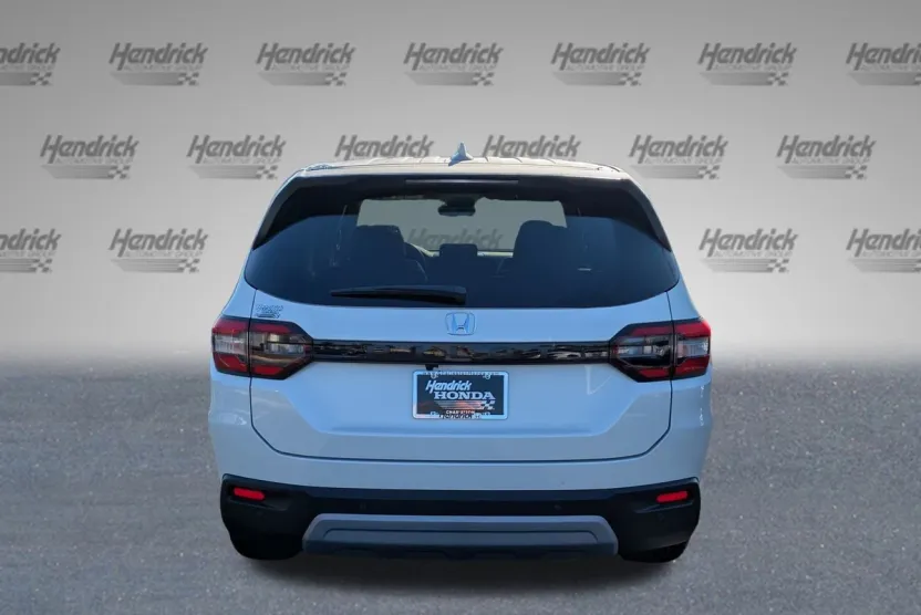 2025 Honda Pilot EX-L photo 1