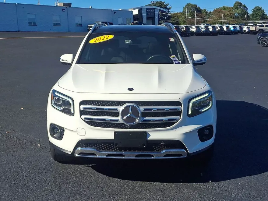 2022 Mercedes Benz GLB 250 photo 1