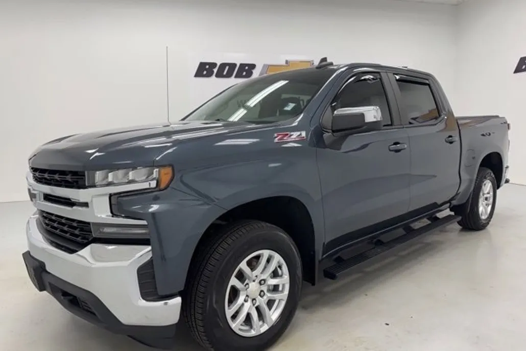 2020 Chevrolet Silverado 1500 LT photo 1