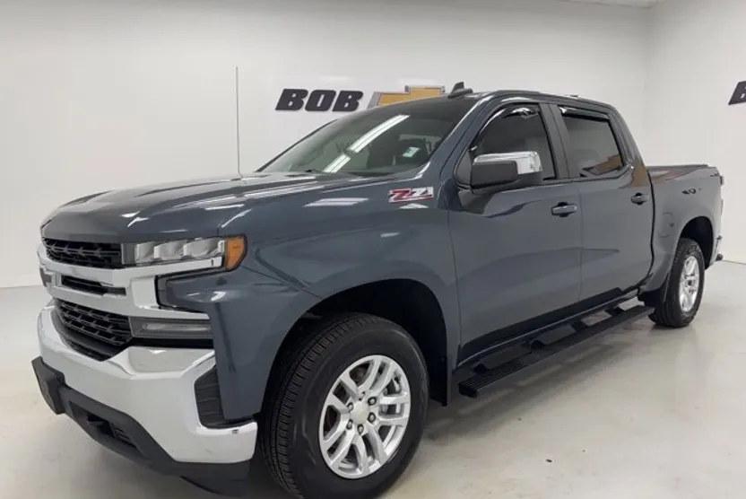 2020 Chevrolet Silverado 1500 LT photo 1