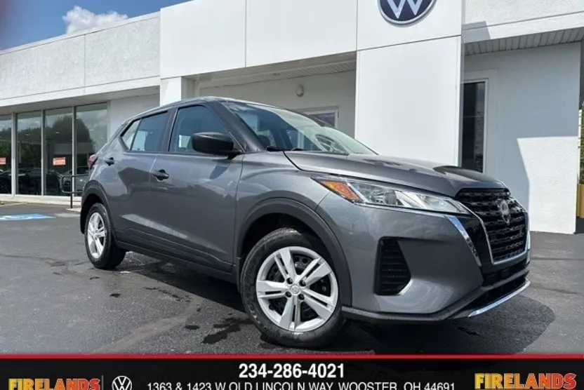 2024 Nissan Kicks S photo 1
