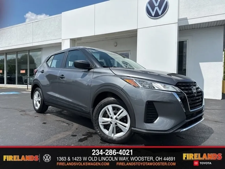 2024 Nissan Kicks S photo 1