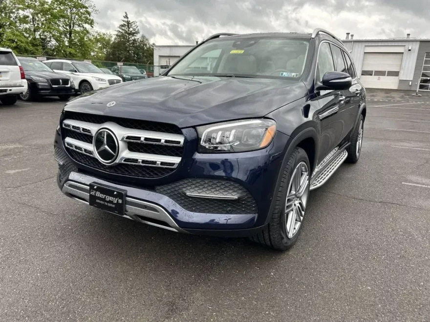 2022 Mercedes Benz GLS 450 4MATIC photo 1