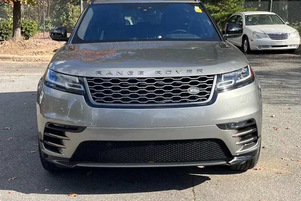 2018 Land Rover Range Rover Velar SE photo 1