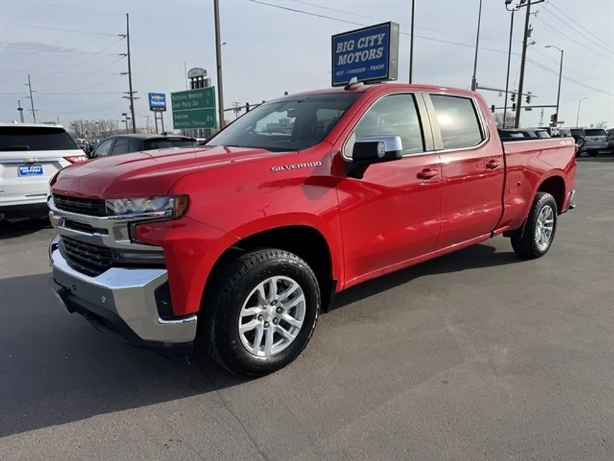 2019 Chevrolet Silverado 1500 LT photo 1