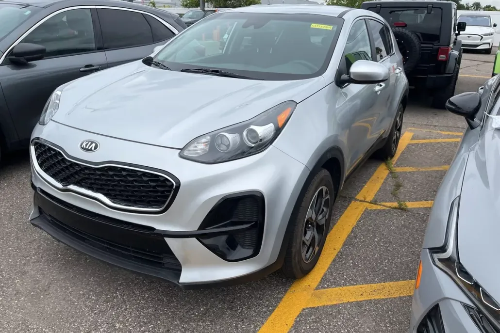 2022 Kia Sportage LX photo 1