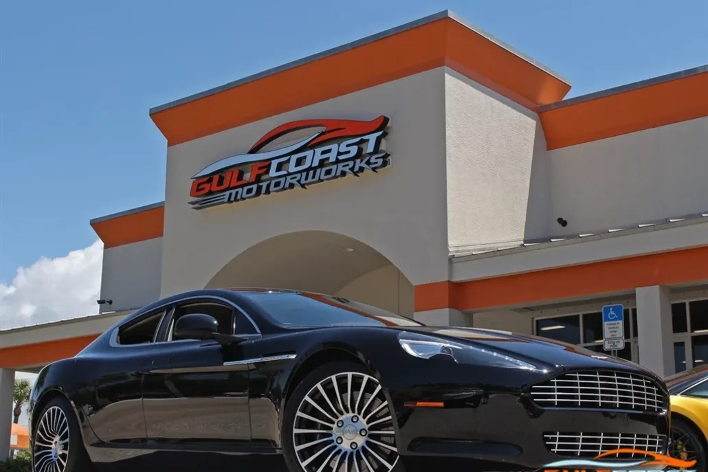 2012 Aston Martin Rapide photo 1