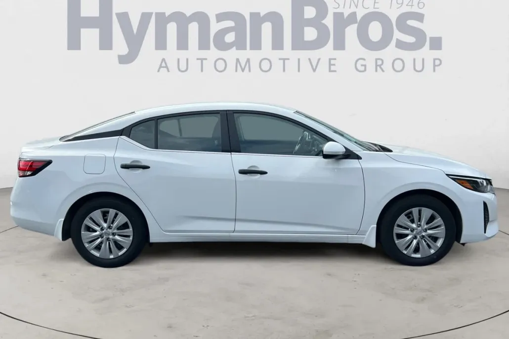 2025 Nissan Sentra S photo 1