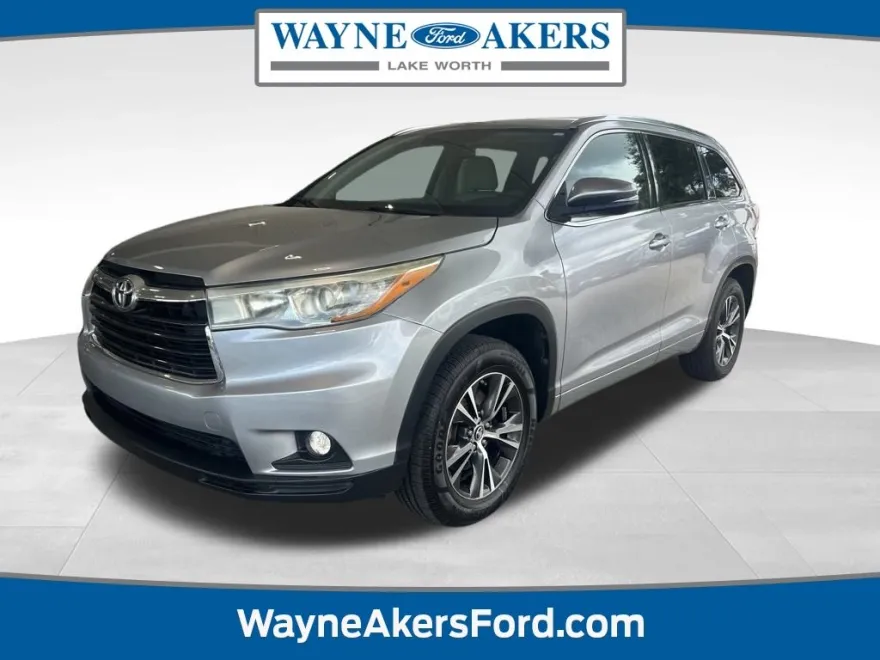 2016 Toyota Highlander Base Hybrid photo 1