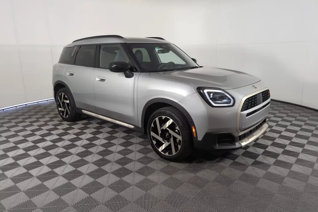 2025 Mini Countryman S photo 1